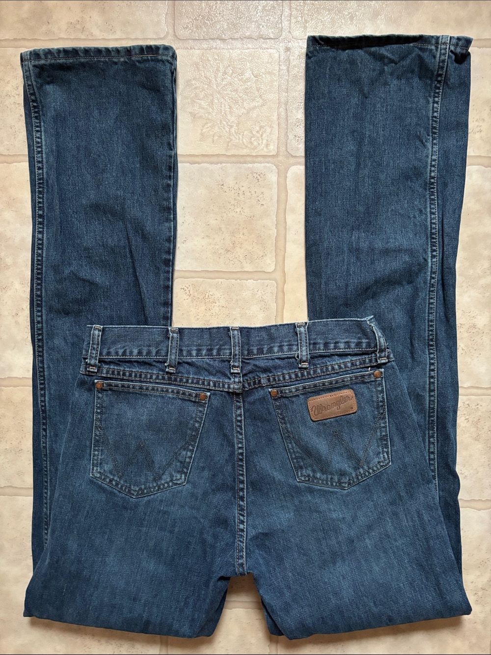 Mens Wrangler Retro Slim Boot Jeans 1077MWZRW 30 x 38 (tag)